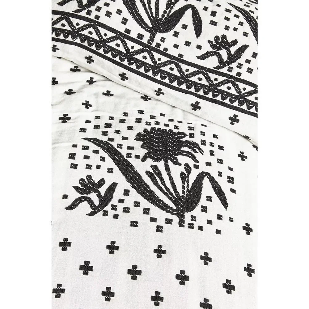 Anthropologie Jacquard-Woven Jeanette Duvet Cover Queen Size New in Package